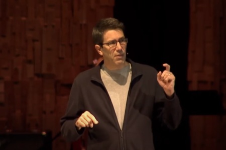 The Rev. Selden "Dee" Kelley, senior pastor at San Diego First Church of the Nazarene in California, speaks at Point Loma Nazarene University in 2019.