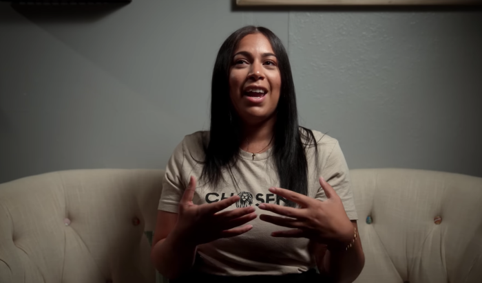 Yamisbel Garcia, who was in a romantic relationship with a warlock, opens up about her testimony of coming to Christ in a Delafé Testimonies video uploaded Oct. 23, 2023. 