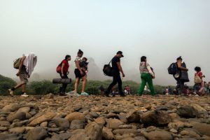 US agrees to pay for flights, help Panama deport migrants to stop illegal border crossings