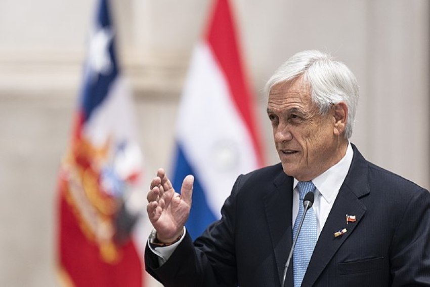 Sebastián Piñera speaks as he receives President of Paraguay Mario Abdo during an official visit in February 2022.