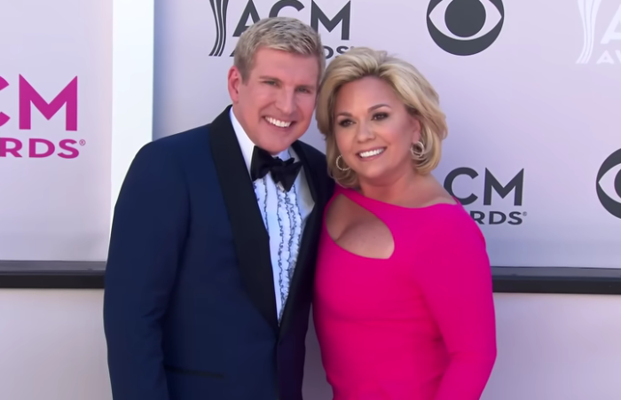 Todd (L) and Julie (R) Chrisley