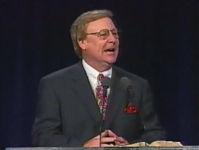 Pastor Bailey Smith preaches a sermon at the Southern Baptist Convention Annual Meeting in Orlando, Florida, in June 2000. 