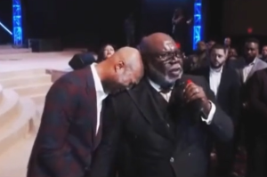 Pastor Keion Henderson expresses loyalty to TD Jakes amid Diddy controversy