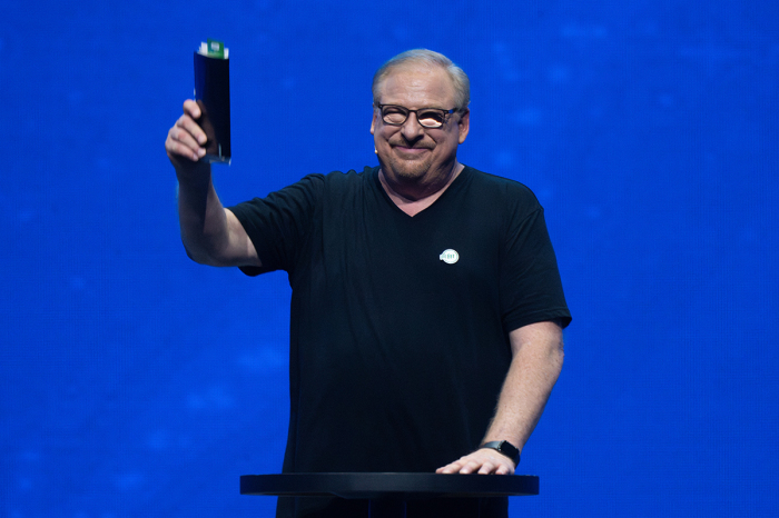 Rick Warren addresses thousands of delegates on the last day of the Fourth Lausanne Congress on World Evangelization in Incheon, South Korea, on Sept. 28, 2024.