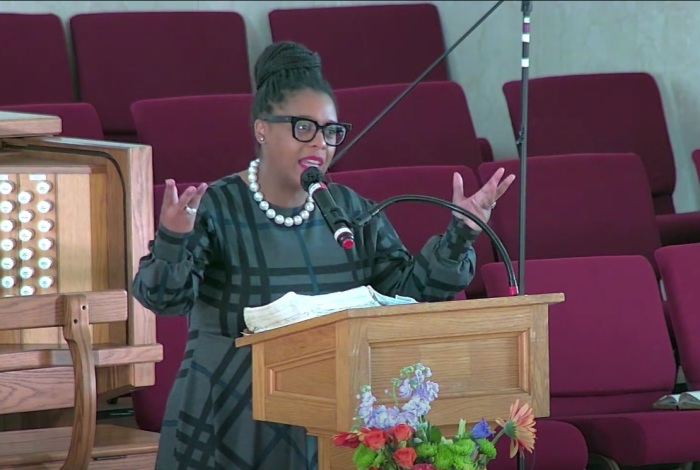 Pastor Carolyn Cavaness preaching at Salem Baptist Church of Abington, Pennsylvania, on March 27, 2022. 