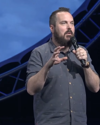 Shawn Bolz speaking and allegedly prophesying at Bethel Church in Redding, California.