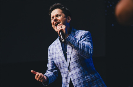 Psalmist Danilo Montero at Oasis Church in San José, Costa Rica, on Feb. 17, during part of the 50th anniversary celebrations for the congregation founded by Pastor Raúl Vargas and led by his son, Pastor Eduardo Vargas, and his wife, Andrea.