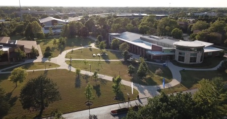 The campus of Trinity International University, located in Bannockburn, Illinois.