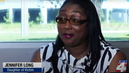 Jennifer Long speaks in an interview published on May 26, 2025, discusses the Good Samaritan who saved her mother's life after the elderly woman went into cardiac arrest. 