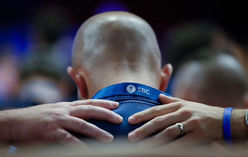 Attendees worship at the 2025 SBC Pastor's Conference in Dallas, Texas,