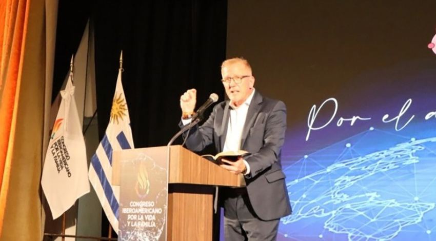 Chris Swanson, director of crusades and development for Latin America at the Billy Graham Evangelistic Association, spoke at the Ibero-American Congress for Life and Family in June 2025. 