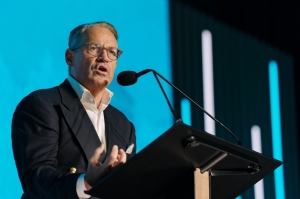 Eric Metaxas accuses Tucker Carlson of 'satanic inversion' over Esther critique: 'Deeply wrong'