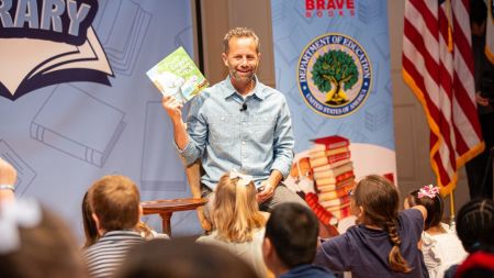 Christian actor and author Kirk Cameron reads his book 