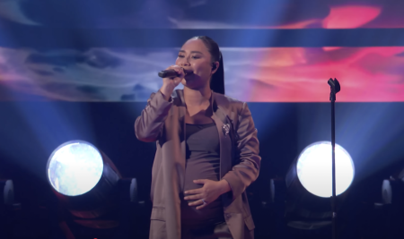 Jessica Sanchez performs