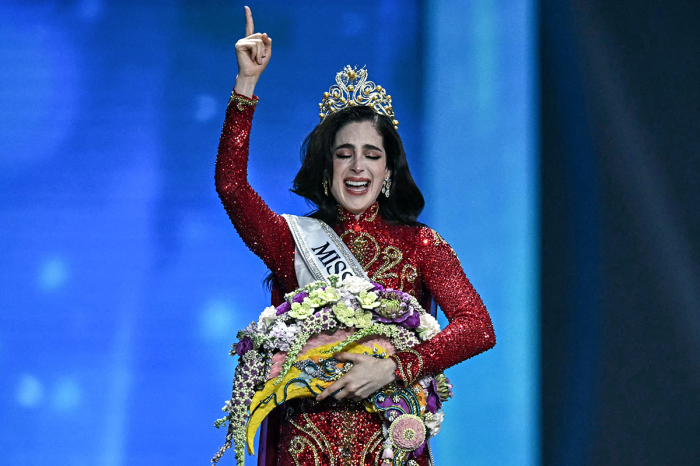 Miss Mexico Fatima Bosch celebrates winning the 2025 Miss Universe pageant in Nonthaburi, north of Bangkok, Thailand, on Nov. 21, 2025.