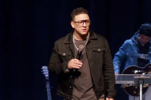 Ex-Together Church pastor Micahn Carter to launch new church while fighting rape allegation