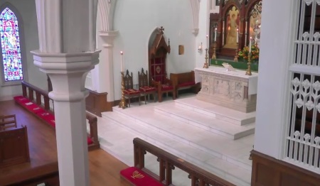 The sanctuary of Calvary Episcopal Church of Memphis, Tennessee. 