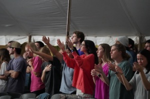 'A time of renewal': 1,000 attend revival at Texas university; 80 make decisions for Christ