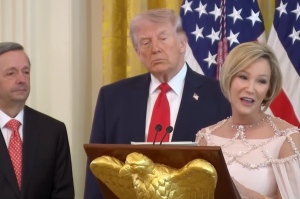 Paula White-Cain likens Trump to Jesus during Easter lunch, stokes firestorm of backlash: 'Insanity'