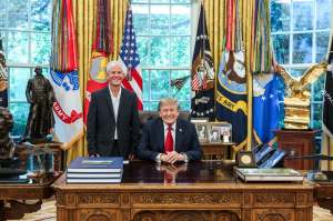 Freed missionary pilot Kevin Rideout thanks praying Christians as he meets Trump at White House