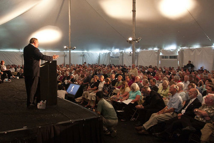Pastor Rick Warren addresses more than 800 Anglicans in June 2009 at the Anglican Church in North America's Inaugural Assembly in Bedford, Texas.