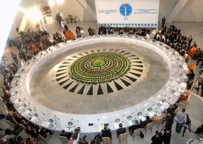 Delegates of the II Congress of Leaders of World and Traditional religions attend a plenary session in Astana, 12 September 2006. A three-day forum on religious freedom and tolerance rings together more than 40 national delegations and as many international spiritual leaders in the capital of Kazakhstan.