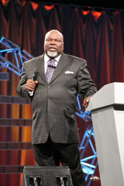 Bishop T.D. Jakes of The Potter's House speaks at the Pastors and Leadership Conference in Orlando, Fla., on Friday, April 1, 2011.