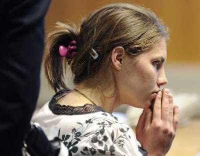 Jailed murder suspect Amanda Knox of the U.S. attends a trial session in Perugia May 8, 2009.