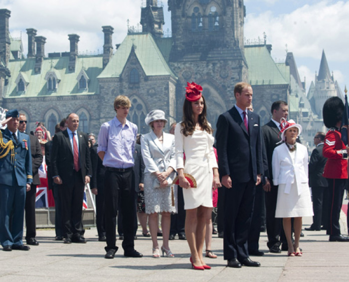 Britain's Prince William and his wife Catherine, the Duchess of Cambridge, take part in Canada Day celebrations in Ottawa July 1, 2011. Prince William and his wife Catherine, Duchess of Cambridge, are on a royal tour of Canada from June 30 to July 8.