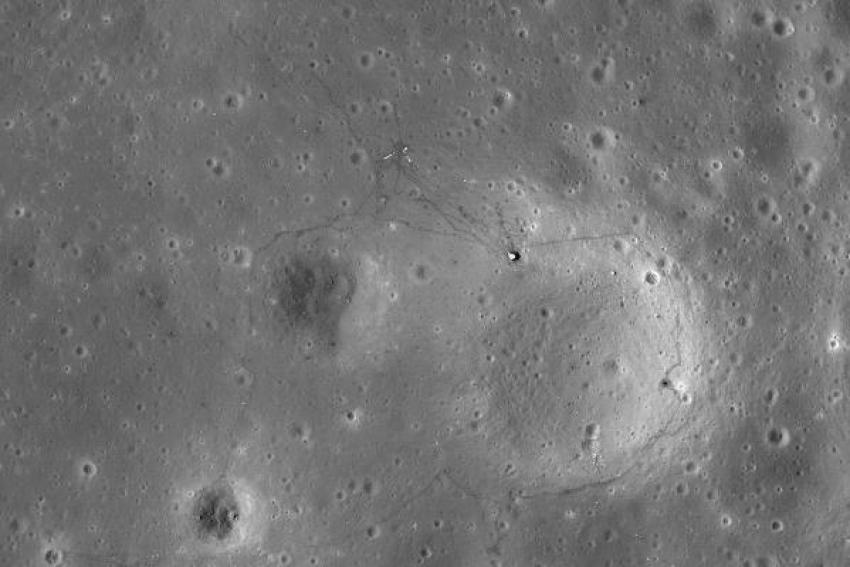 ZOOMING ON THE MOON: Nasa's Lunar Reconnaissance Orbiter image shows the Apollo 12 landing site on the moon.