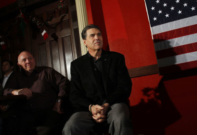 U.S. Republican presidential candidate and current Texas Governor Rick Perry attends a campaign event in Ottumwa, Iowa December 22, 2011.