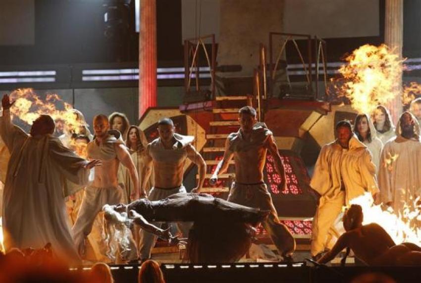 Nicki Minaj (C) performs "Roman Holiday" at the 54th annual Grammy Awards in Los Angeles, California February 12, 2012.