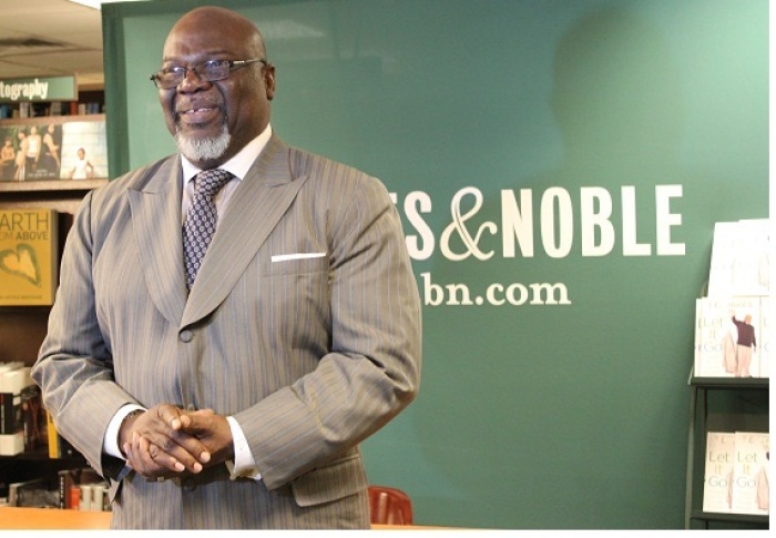 T.D. Jakes is the lead pastor of The Potter's House, based in Dallas, Texas. He attended a book signing on March 27, 2012, to promote his new book, Let It Go: Forgive So You Can Be Forgiven.