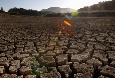 A view of the Runge reservoir in the town of Runge, some 60 km (37 miles) north of Santiago February 3, 2012. Heavy droughts, a result of the La Nina weather front, have hit farms and put reservoirs and underground waters at record low levels, according to government sources and local media.