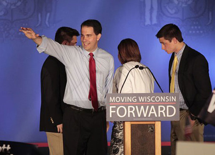 Republican Wisconsin Governor Scott Walker gestures as he celebrates his victory in the recall election against Democratic challenger and Milwaukee Mayor Tom Barrett in Waukesha, Wisconsin June 5, 2012.