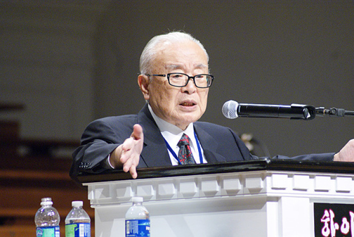 Dong-Jin Cho, executive director of the Dong-Jin Cho Missiology Research Center, told the Korean church to recover the 'Apostolic DNA'of the early church.