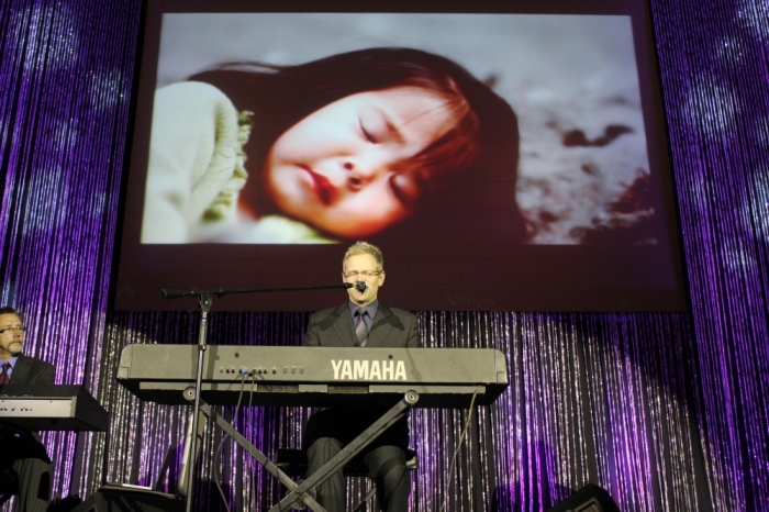 Steven Curtis Chapman sings 'When Love Takes You In' at the Congressional Coalition on Adoption Institute's annual gala, Sept. 13, 2012, Washington, D.C.