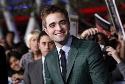 Cast member Robert Pattinson poses at the premiere of 'The Twilight Saga: Breaking Dawn - Part 2' in Los Angeles, California, November 12, 2012. The movie opens in the U.S. on November 16.