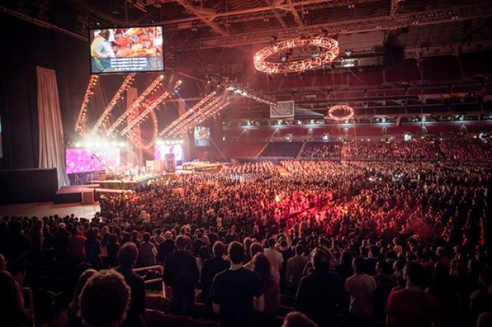 About 16,000 Christian youth are attending Urbana 2012, a triennial student missions conference, at Edwards Jones Dome in St. Louis. InterVarsity Christian Fellowship organizers, who are hosting the event, hope that students will come to a decision about serving God locally or globally.