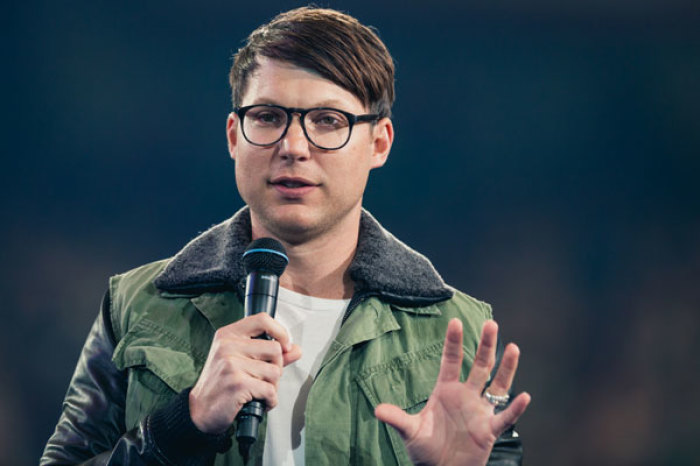 Judah Smith speaks to some 60,000 students at the Passion 2013 conferences in Atlanta, Ga., on Thursday, Jan. 3, 2013.