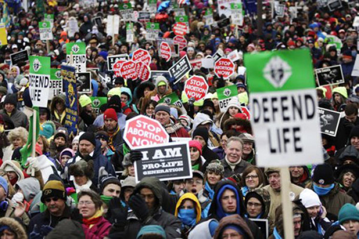 Thousands rally on the National Mall for the start of the annual March for Life rally in Washington, January 25, 2013. The anti-abortion marchers on Friday marked the 40th anniversary of the Roe v. Wade U.S. Supreme Court ruling legalizing abortion, and Pope Benedict expressed support for the demonstrators.