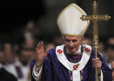 Pope Benedict XVI attends Ash Wednesday mass at the Vatican February 13, 2013. Thousands of people gathered in the Vatican for Pope Benedict's Ash Wednesday mass, which is expected to be his last before leaving office at the end of February.