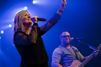 Darlene Zschech Revealing Jesus CD/DVD/Book Releases Today Amidst Wide Acclaim! Zschech, Special Guests Join Social Fusion Event at GetRealLive.com March 19, 2013 at 8:30 pm ET.