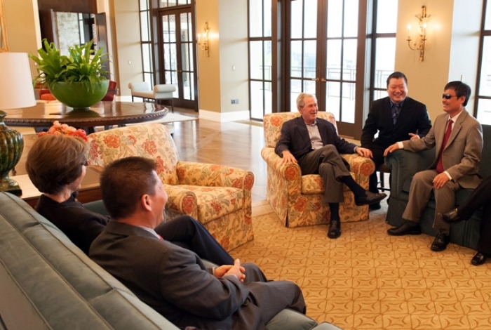 President and Mrs. Bush visit with Chinese freedom advocate Chen Guangcheng and ChinaAid president pastor Bob Fu on April 3, 2013. During his first visit to Texas and the George W. Bush Presidential Center in Dallas, Chen filmed an interview for the Freedom Collection.