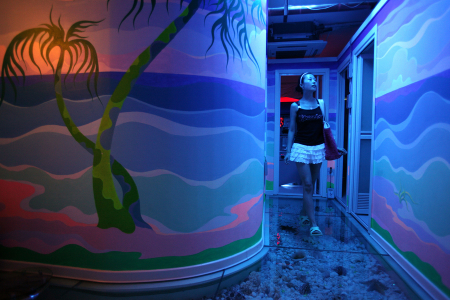 A customer arrives at a tanning salon in this file photo.