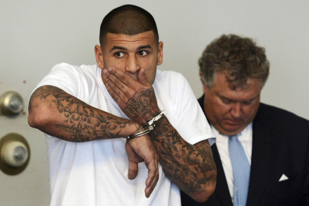 Tim Tebow With Aaron Hernandez in 2007 Bar Fight; Encouraged Hernandez to  Live 'Good Life'