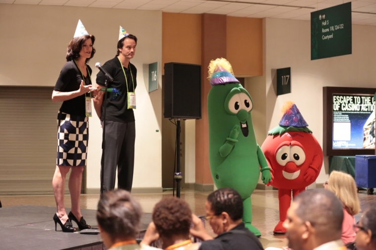 Big Idea Entertainment LLC, Leslie Ferrell (l) and VeggieTales creator Michael Nawrocki announce Bob the Tomato and Larry the Cucumber from the best-selling VeggieTales® brand, as official spokes-characters for Operation Christmas Child (OCC), a global children’s project of Samaritan’s Purse that delivers gift-filled shoeboxes to disadvantaged children.
