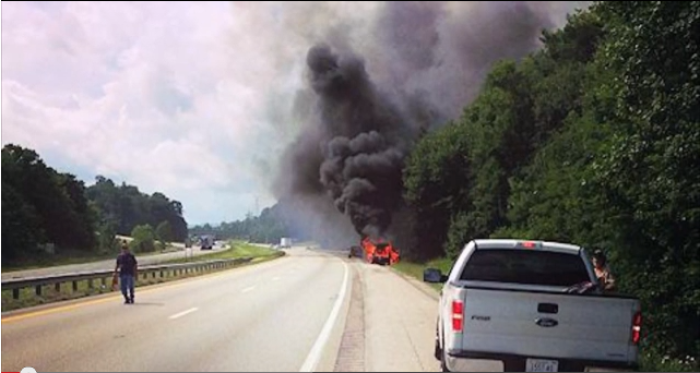 Tennessee Titans rookie, Jonathan Willard, 23, saved a woman, her three children and a dog from this burning car.