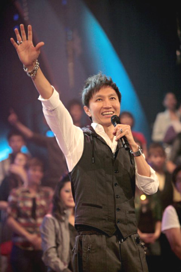 Pastor Kong Hee