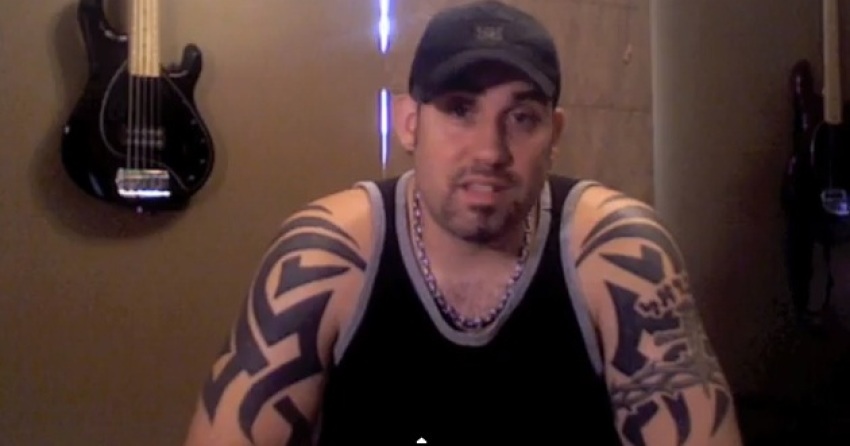 &nbsp;Aaron Davis is an Ordained Minister of 17 years and is also the Online Campus Pastor @ OasisChurch.Tv